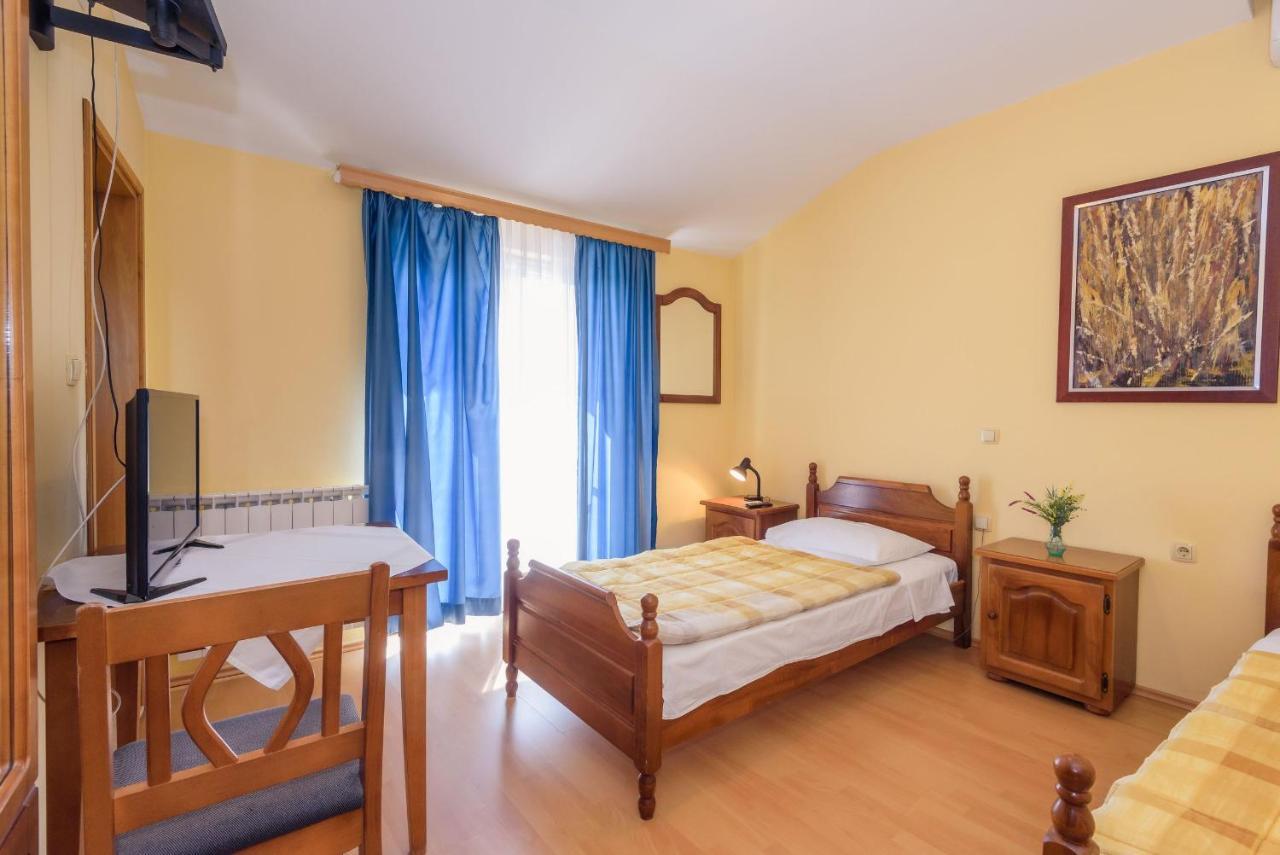 Djudja I Mate Bed and Breakfast Vid Eksteriør billede